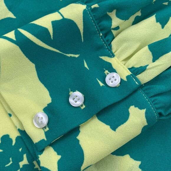 Halogen Green Floral Puffed Sleeve Blouse size Small - Picture 5 of 9